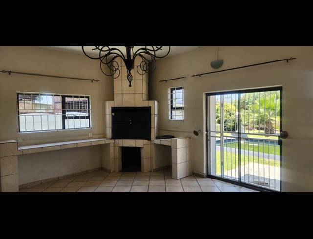 6 BEDROOM HOUSE FOR SALE IN BRACKENDOWNS